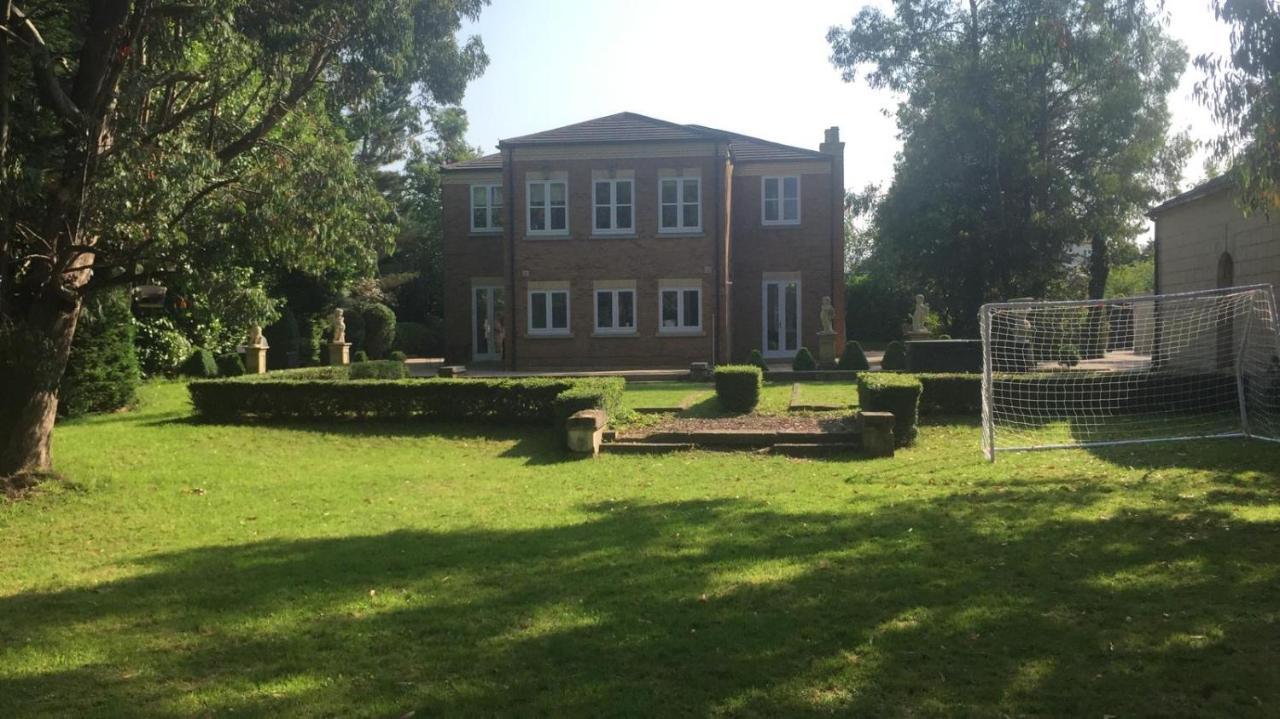 Old Park Villa Telford Buitenkant foto